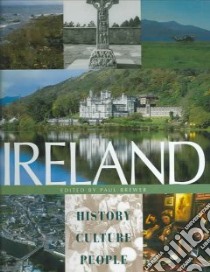 Ireland libro in lingua di Brewer Paul (EDT)