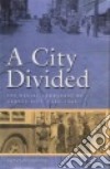 A City Divided libro str