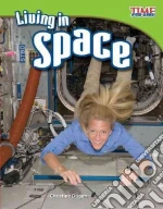 Living in Space libro str
