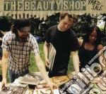 Beauty Shop - Yard Sale