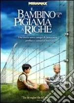 Il bambino con il pigiama a righe