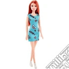 Mattel FJF18 - Barbie - Fashion And Beauty - Barbie Trendy Capelli Rossi Con Vestito Azzurro giochi