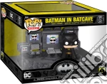 DC Comics: Funko Pop! Moment - Batman 85Th Anniversary - Batman In Batcave (Vinyl Figure 519) giochi