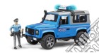 Bruder 02597 - Land Rover Defender Station Wagon Blu Polizei Con Luci E Suono E Poliziotto gioco di Bruder