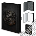 Cobra Kai: Pyramid -Metal Badge (A5 Premium Notebook / Quaderno) giochi