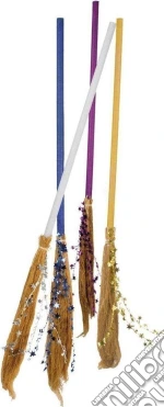 Boland: Pcs Witches' Broom Pruple / 110 Cm. H. Scopa Strega, 110 Cm, 4 Colori Assortiti giochi