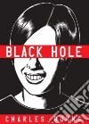 Black Hole libro di Burns Charles