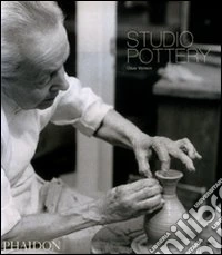Studio Pottery. Ediz. inglese