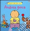 Andrea gioca libro