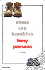 Uomo con bambino libro