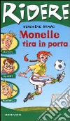 Monelle tira in porta libro