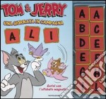 Tom & Jerry. Una giornata in campagna. Scrivi con l'alfabeto magnetico. Con gadget libro