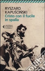 Cristo con il fucile in spalla libro