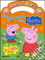 Una giornata con Peppa. Sticker e color. Con adesivi libro