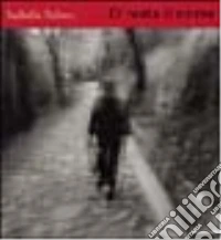 Ci resta il nome. Ediz. illustrata libro