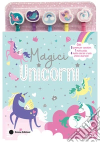 Magici unicorni. Ediz. illustrata. Con 5 gomme. Con 5 matite colorate libro