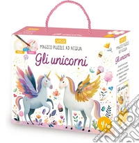 Gli unicorni. Magico puzzle ad acqua. Ediz. a colori. Con pennello. Con puzzle da 54 pezzi libro
