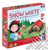 Snow white and the seven dwarfs. The wicked queen's course! My first board games. Ediz. a colori. Con casetta 3D da costruire. Con 8 pedine di legno. Con 2 tabelloni. Con 49 Carte libro di Marcolin Roberta