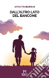 Dall'altro lato del bancone libro