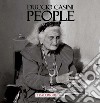 People. Ediz. illustrata libro