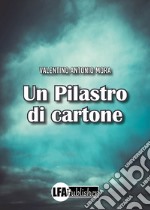 Un pilastro di cartone libro