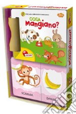 Cosa mangiano? Ediz. a colori. Con gadget libro