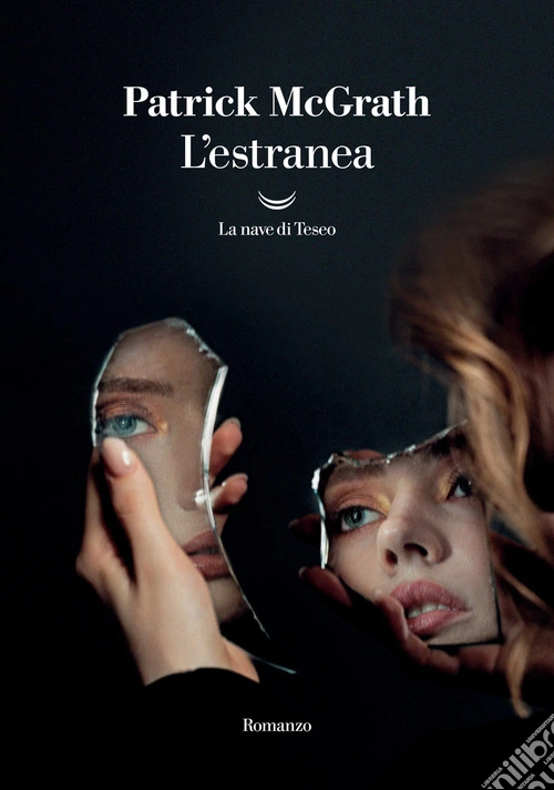 L'estranea