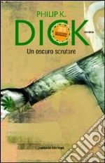 Un Oscuro scrutare libro