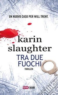 Tra due fuochi libro