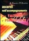 Accordi nell'accompagnamento per tastiere e pianoforte libro