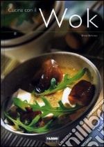 Cucina con il wok libro