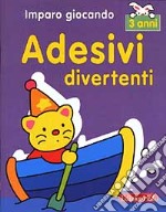 Imparo giocando. Adesivi divertenti. 3 anni libro