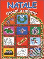 Natale. Giochi e adesivi libro