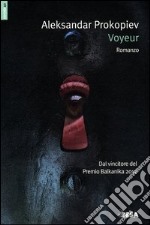 Il voyeur libro