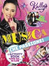 Musica che passione! L'activity book tutto da... mixare. Kally's Mashup. Con adesivi. Con Poster libro