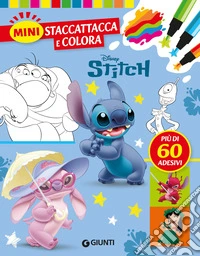 Stitch. Mini. Staccattacca & colora. Ediz. illustrata libro
