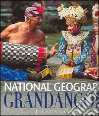 Grandangolo. Obiettivi sul mondo. Ediz. illustrata libro
