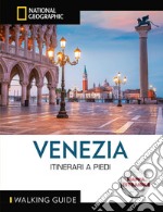 Venezia. Itinerari a piedi. Con mappa estraibile libro