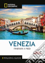 Venezia. Itinerari a piedi libro