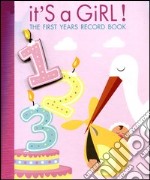 It's a girl! The first years record book libro