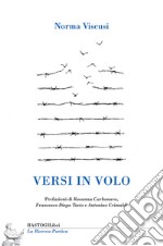 Versi in volo libro