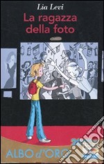 La ragazza della foto libro