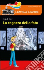 La ragazza della foto libro