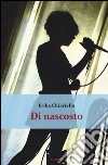 Di nascosto libro