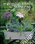 Un angolo verde sul terrazzo libro