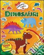 Dinosauri adesivi creativi. Ediz. illustrata libro