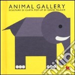 Animal gallery. Sculture di carta. Libro pop-up. Ediz. illustrata libro