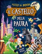 Il castello della paura. Ediz. illustrata. Con 5 puzzle libro