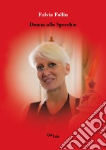 Donna allo specchio