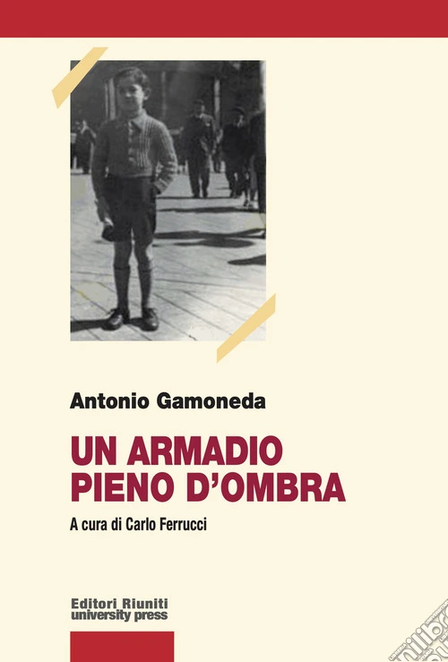 Un armadio pieno d'ombra